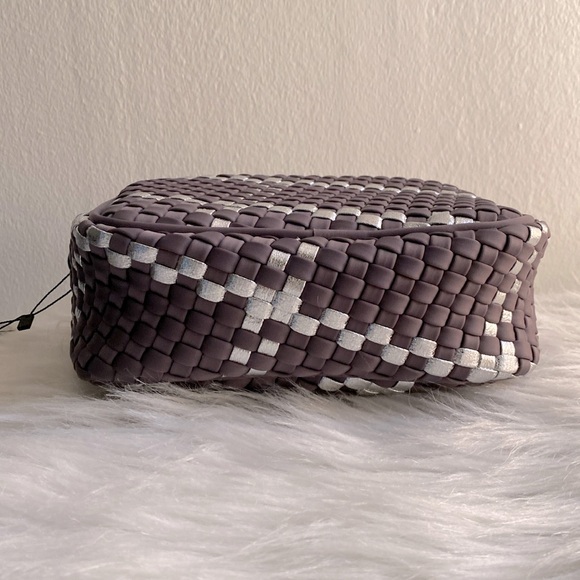 NWT Haute Shore Ariel Shadow Charcoal Crossbody Bag - Picture 5 of 8